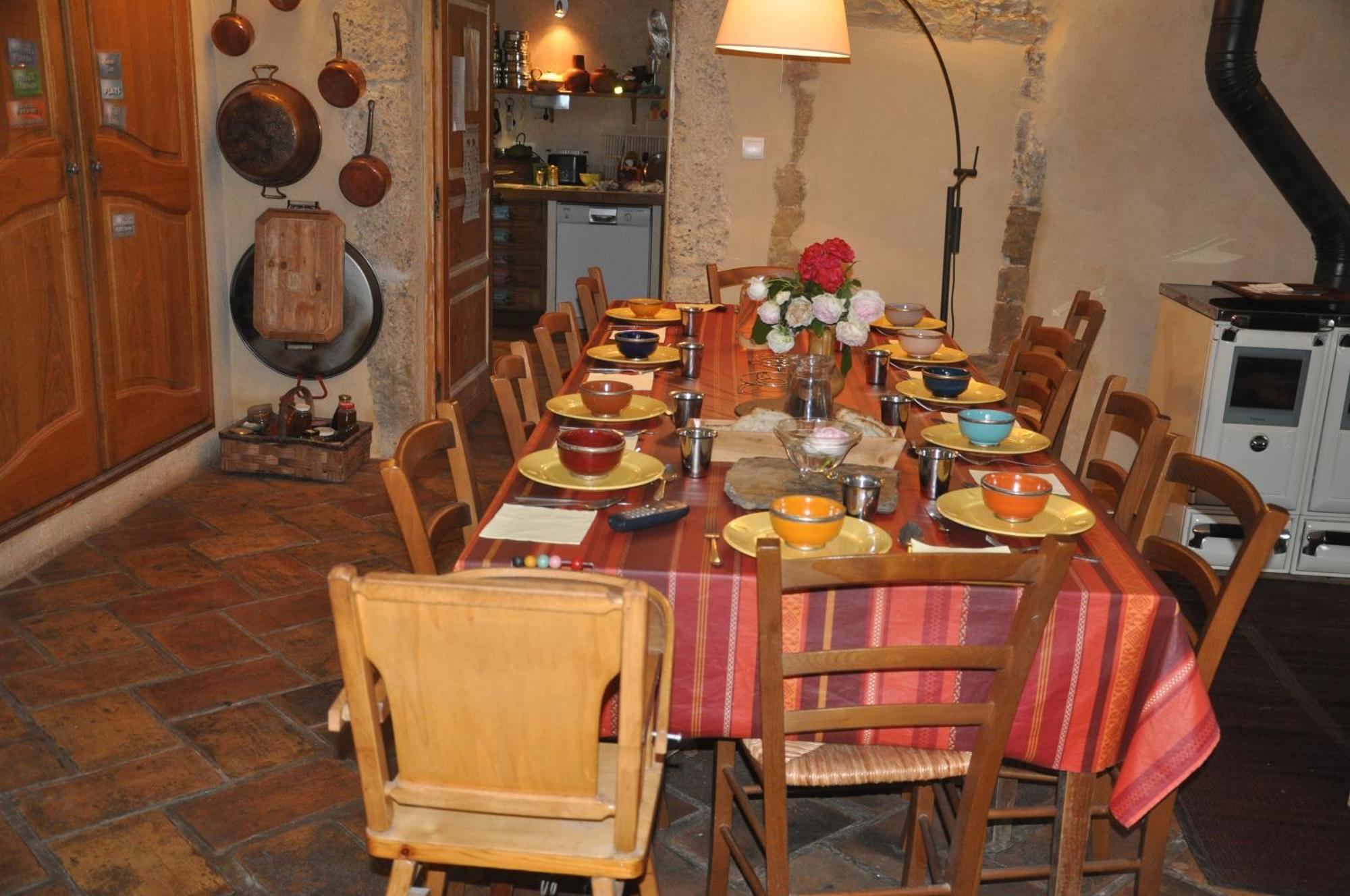 La Source, Vegetarian Guest House Chabeuil Exterior photo
